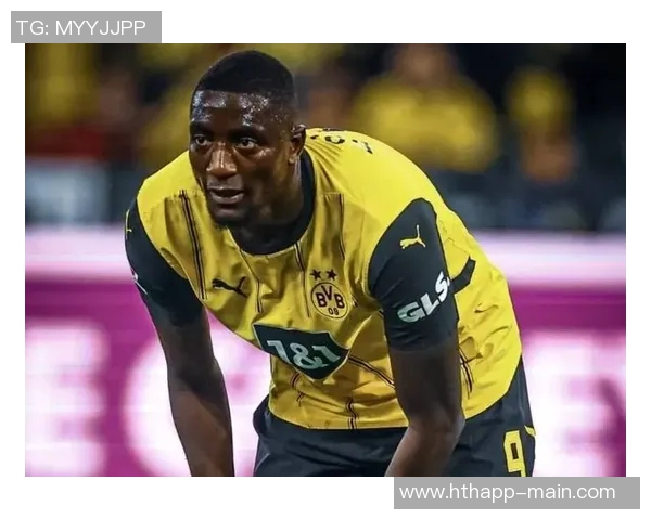 巴萨关注多特前锋吉拉西明夏解约金降至5000万欧元