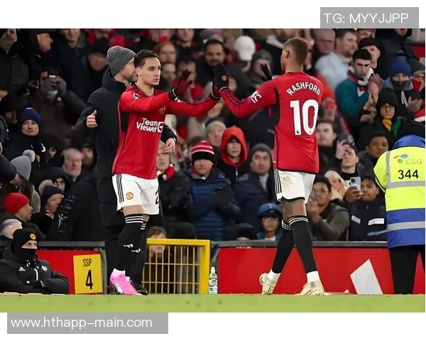 滕哈赫短暂执教结束尤尔曼德接任后德甲战绩辉煌